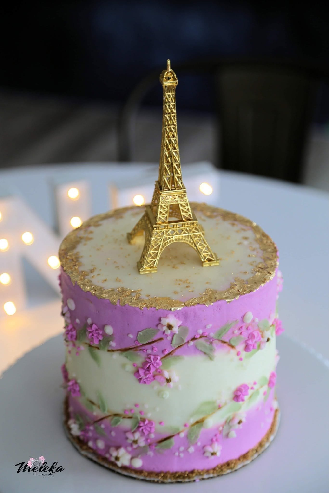 Eiffel Tower Cake