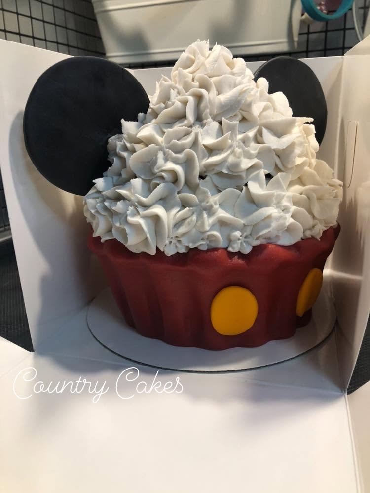 Mickey Cupcake Cake